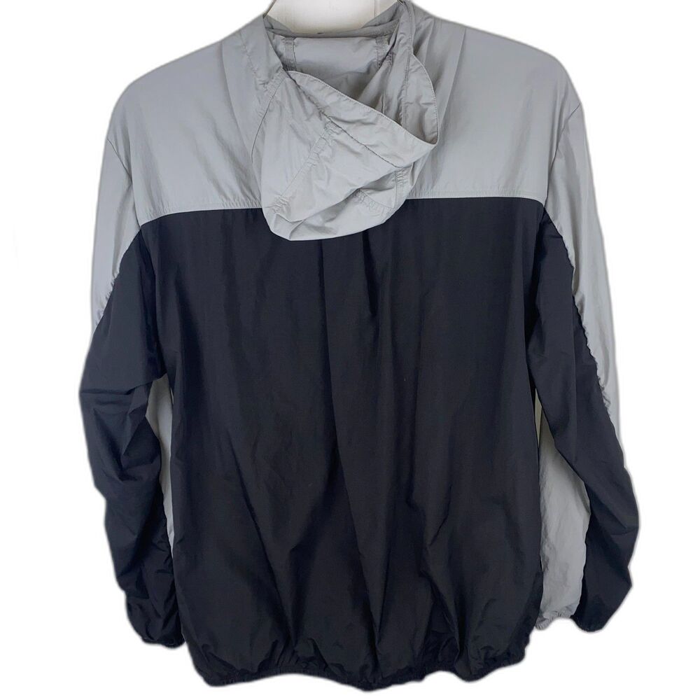 Puma Men’s XL Gray Black Windbreaker Jacket Lightweight Hooded Athletic Zip - Picture 5 of 5